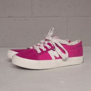 Mudd Hot Pink Low-Top Canvas Sneakers, Girl's Size 2
